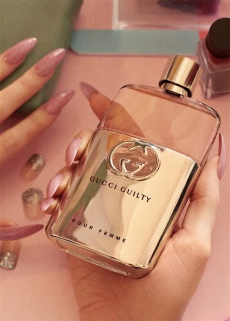 is lana del rey in gucci perfume|perfume Gucci guilty mujer.